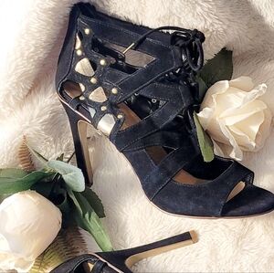 Jewel Badgley Mischka Glitter Bow Heels